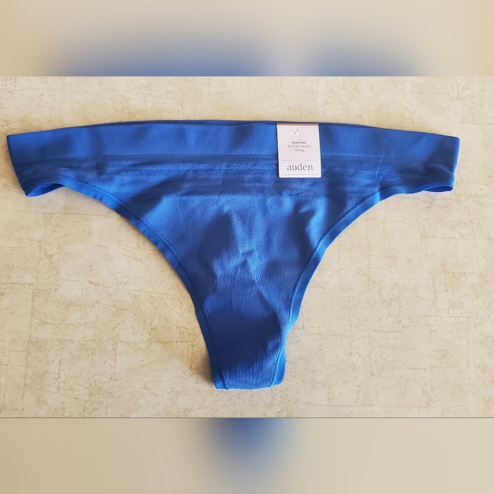 Women's Seamless Thong Underwear - Auden™